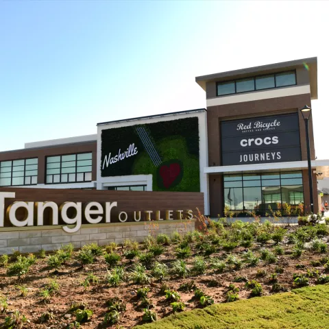 Front Entrance of Tanger Outlets Nashville