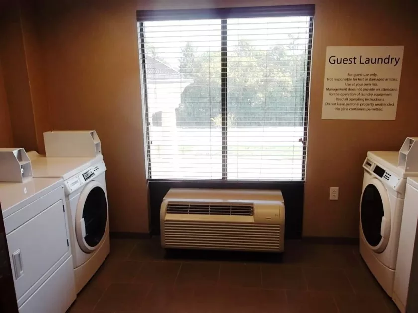 Get a clean start and use our convenient Guest Laundry at the Holiday Inn Express &amp; Suites in Oak Ridge, TN